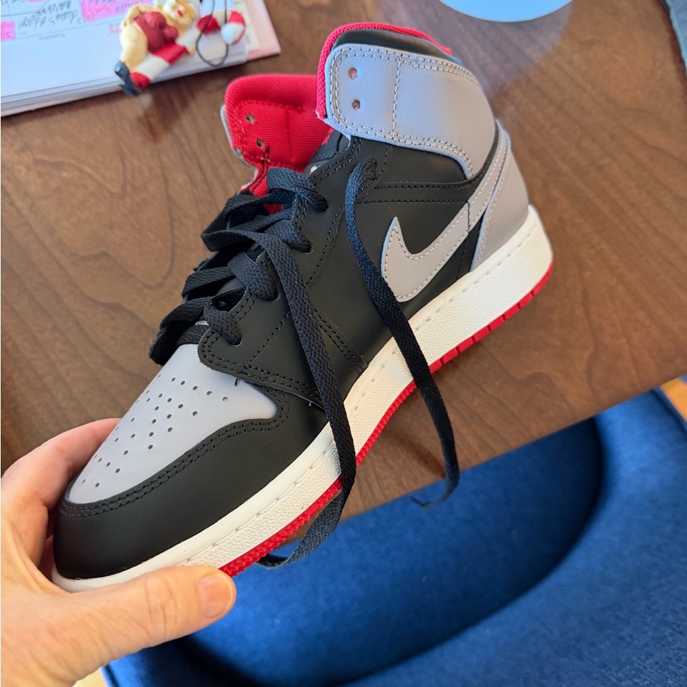 Nike Kids Black and Gray Sneakers